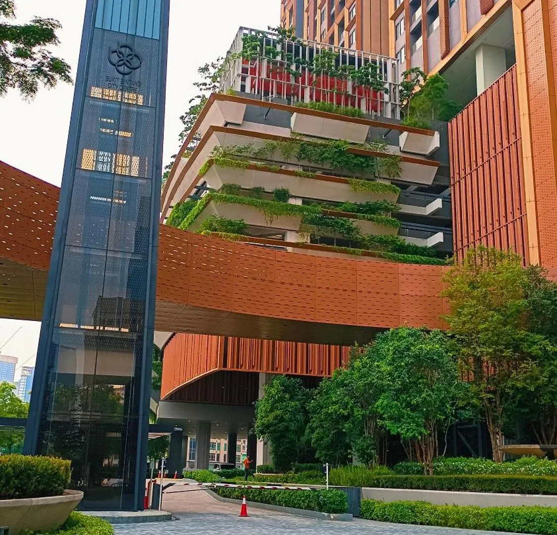 Infinity Swimming Pool Lucentia By Lalaport Apartment Kuala Lumpur 0*,