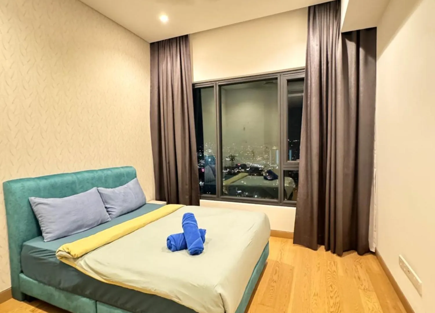 Infinity Swimming Pool Lucentia By Lalaport Apartment Kuala Lumpur