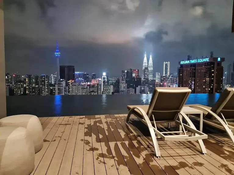 Infinity Swimming Pool Lucentia By Lalaport Apartment Kuala Lumpur Malaysia
